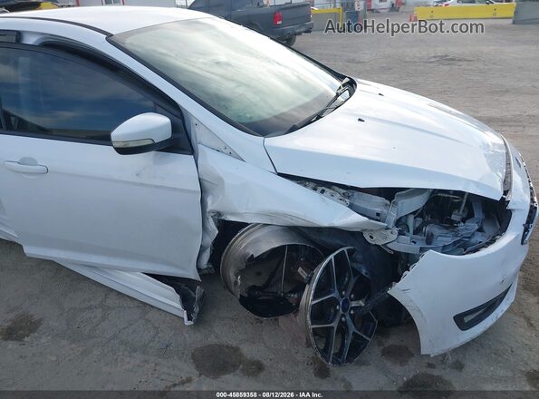 1FADP3K25GL254184 2016 FORD FOCUS White Դիմացի տեսք