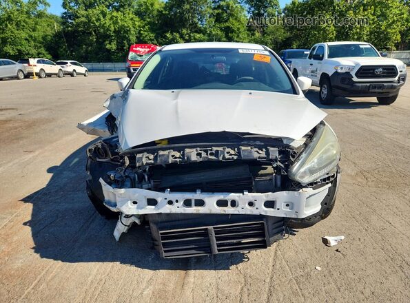 1FADP3K25GL263581 2016 FORD FOCUS White Դիմացի տեսք