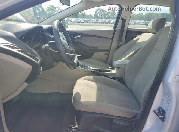 1FADP3K25JL225095 2018 FORD FOCUS White Սալոնի դիմացի տեսք
