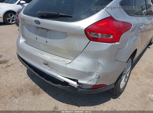 1FADP3K25JL258517 2018 FORD FOCUS Silver წინა ხედი
