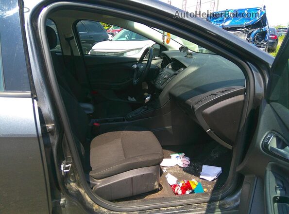 1FADP3K25JL263765 2018 FORD FOCUS Black Հետևի նստատեղերի տեսք