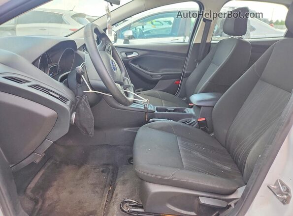 1FADP3K25JL280100 2018 FORD FOCUS White Vista interior delantera