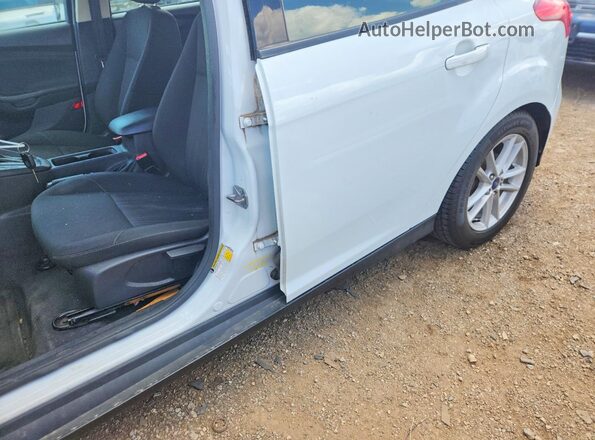 1FADP3K25JL280100 2018 FORD FOCUS White Vista del compartimento del motor