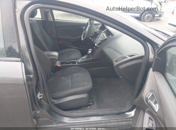 1FADP3K26GL284391 2016 FORD FOCUS Gray Widok wnętrza z przodu