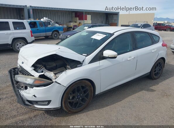 1FADP3K26GL311816 2016 FORD FOCUS White Przód lewy