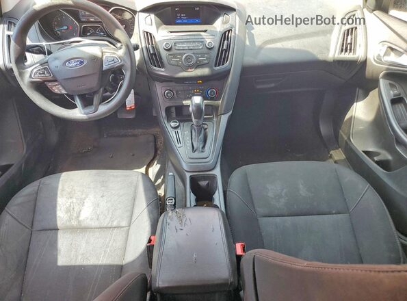 1FADP3K26GL338515 2016 FORD FOCUS Red Widok deski rozdzielczej