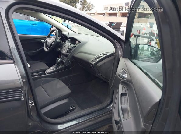 1FADP3K26HL206534 2017 FORD FOCUS Gray Vista interior delantera