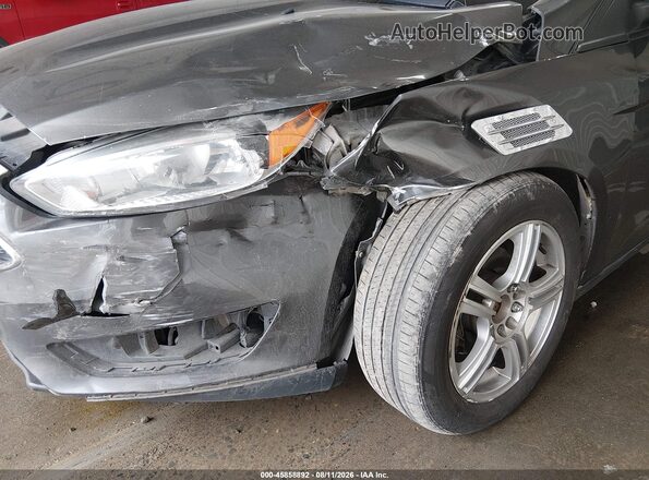 1FADP3K26HL231899 2017 FORD FOCUS Gray Front view