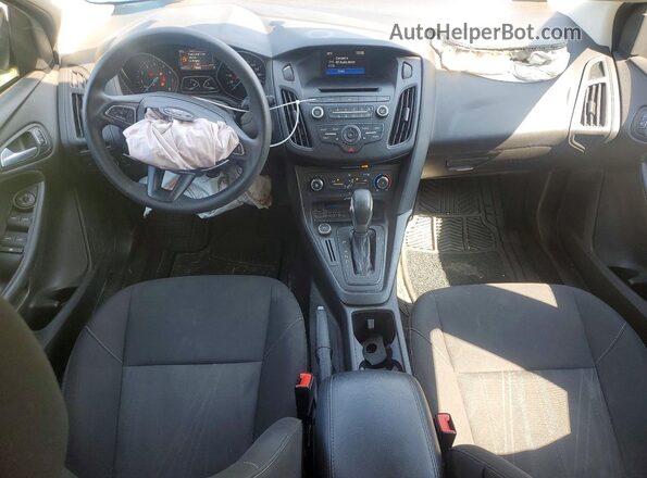 1FADP3K26HL280455 2017 FORD FOCUS Silver Вид панелі приладів