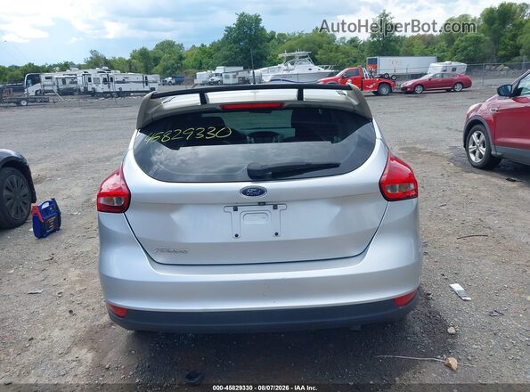 1FADP3K26JL227499 2018 FORD FOCUS Silver 
