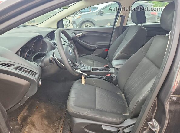 1FADP3K27GL215791 2016 FORD FOCUS Угольный Вид салона спереди