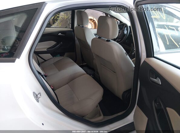1FADP3K27GL271469 2016 FORD FOCUS White VIN კოდის სტიკერის ხედი