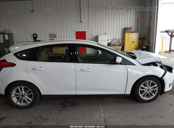 1FADP3K27GL271469 2016 FORD FOCUS White უკანა სალონის ხედი