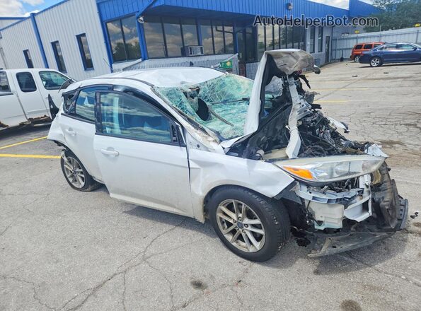 1FADP3K27GL283377 2016 FORD FOCUS Белый Передняя правая четверть