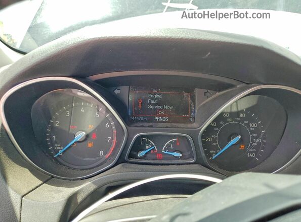 1FADP3K27GL302560 2016 FORD FOCUS Black Вид щитка приладів