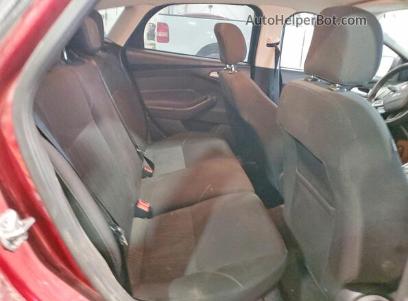 1FADP3K27GL360409 2016 FORD FOCUS Red უკანა სავარძლების ხედი