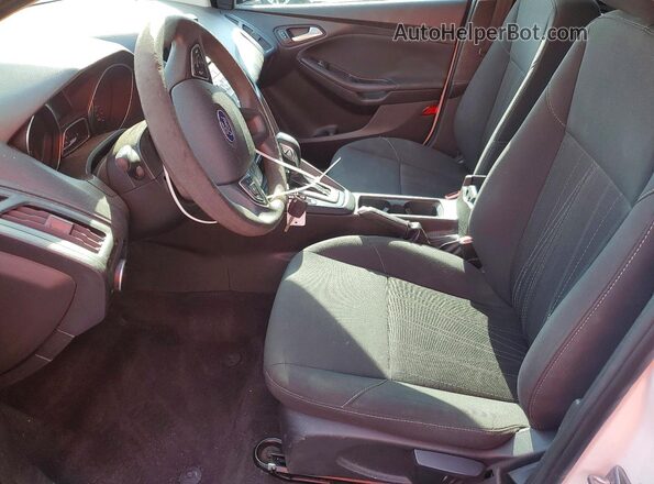 1FADP3K27HL215811 2017 FORD FOCUS White Widok wnętrza z przodu