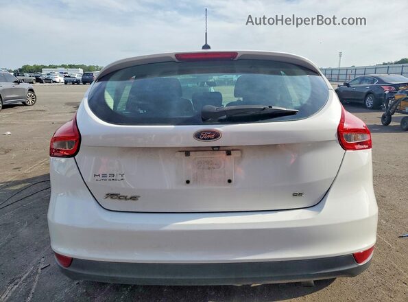 1FADP3K27HL215811 2017 FORD FOCUS White Widok z tyłu