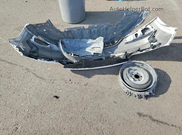 1FADP3K27HL215811 2017 FORD FOCUS White Widok komory silnika