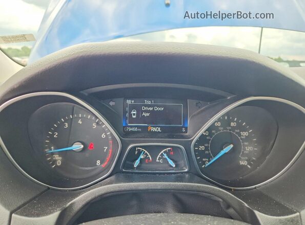 1FADP3K27JL304672 2018 FORD FOCUS Blue Widok zestawu wskaźników