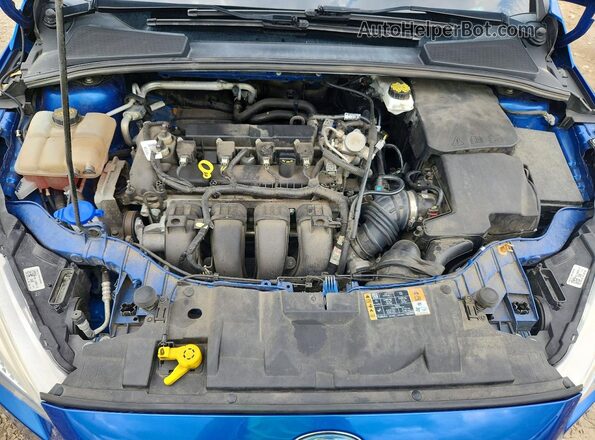 1FADP3K27JL304672 2018 FORD FOCUS Blue Widok wnętrza z tyłu