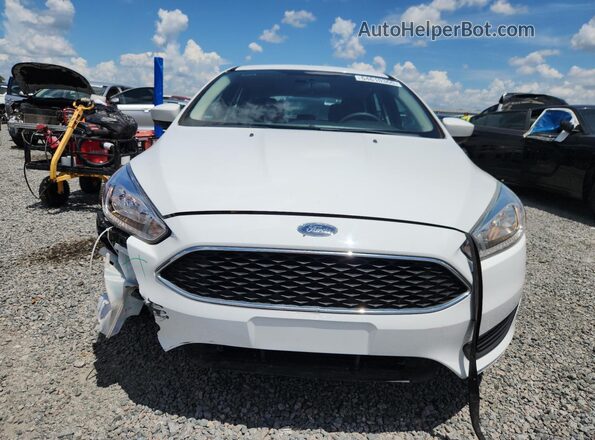 1FADP3K27JL320919 2018 FORD FOCUS White Front view