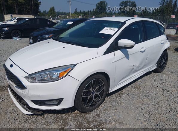 1FADP3K28GL247259 2016 FORD FOCUS White Передня ліва чверть