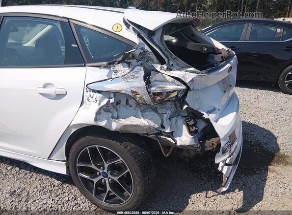 1FADP3K28GL247259 2016 FORD FOCUS White Вид спереду