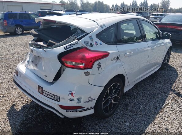 1FADP3K28GL247259 2016 FORD FOCUS White Задня права чверть