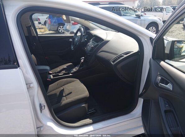 1FADP3K28GL247259 2016 FORD FOCUS White 
