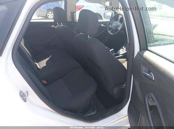 1FADP3K28GL247259 2016 FORD FOCUS White 