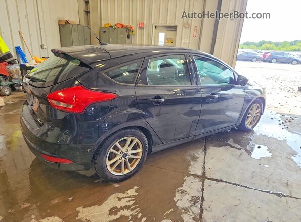 1FADP3K28GL285753 2016 FORD FOCUS Черный Задняя правая четверть