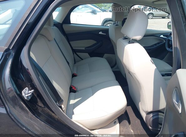 1FADP3K28GL292203 2016 FORD FOCUS Black Widok naklejki z numerem VIN