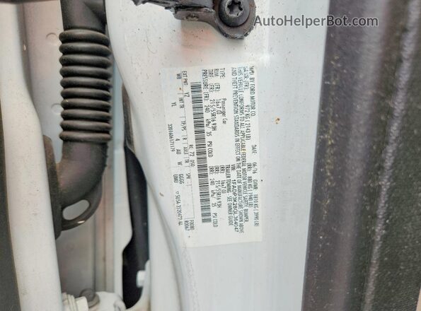 1FADP3K28GL364047 2016 FORD FOCUS White Vista del compartimento del motor