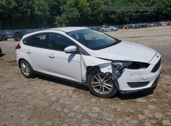 1FADP3K28HL228096 2017 FORD FOCUS White Առջևի աջ