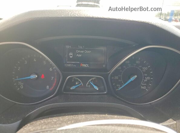 1FADP3K28HL228096 2017 FORD FOCUS White Սարքավորումների վահանակի տեսք
