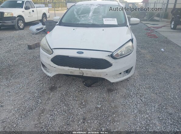 1FADP3K28JL237497 2018 FORD FOCUS Белый Вид спереди