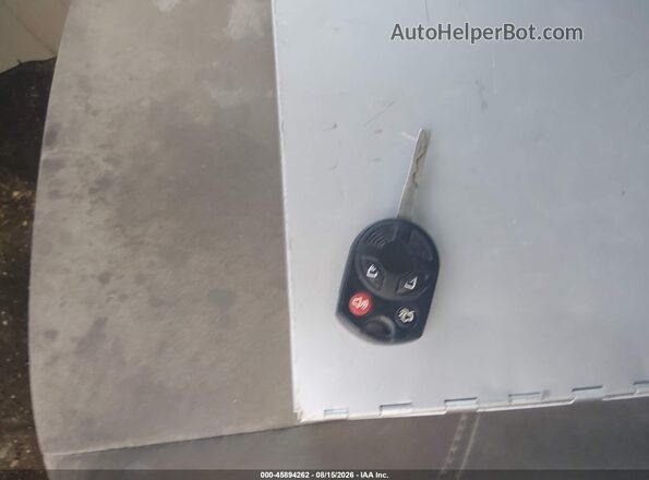 1FADP3K28JL237497 2018 FORD FOCUS Белый Вид панели приборов