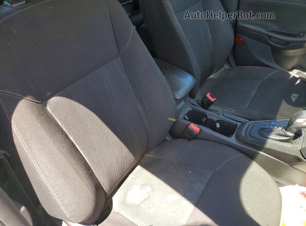 1FADP3K28JL301585 2018 FORD FOCUS Gray უკანა სავარძლების ხედი