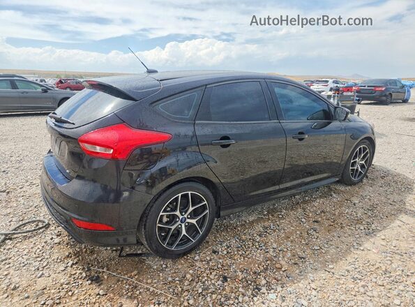 1FADP3K29GL315388 2016 FORD FOCUS Black Tył prawy
