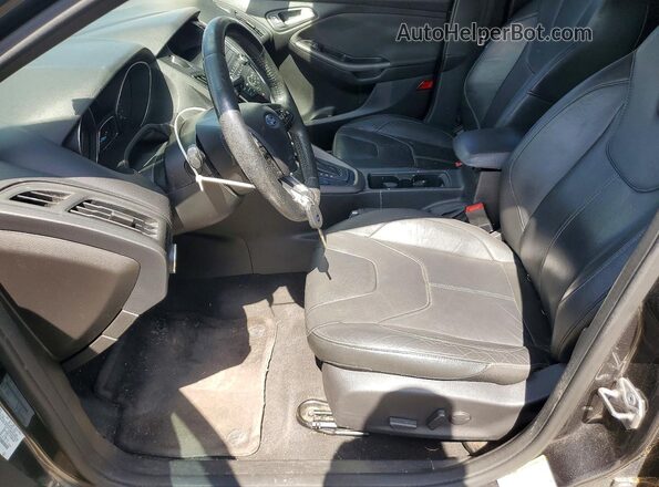 1FADP3K29GL346107 2016 FORD FOCUS Charcoal Вид салону спереду