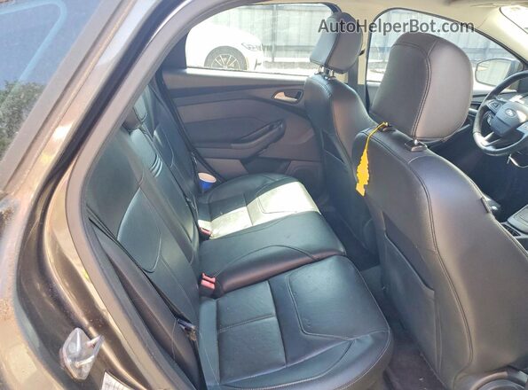 1FADP3K29GL346107 2016 FORD FOCUS Charcoal Вид задніх сидінь