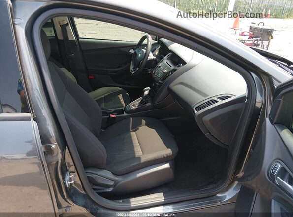 1FADP3K29GL379446 2016 FORD FOCUS Серый Вид салона спереди