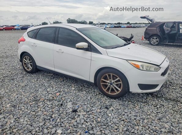 1FADP3K29HL337926 2017 FORD FOCUS White Przód prawy