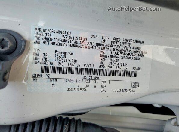 1FADP3K29JL201656 2018 FORD FOCUS White Widok komory silnika
