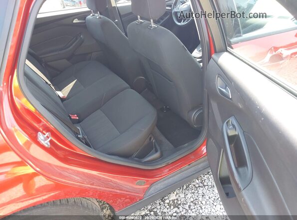 1FADP3K29JL271447 2018 FORD FOCUS Orange 