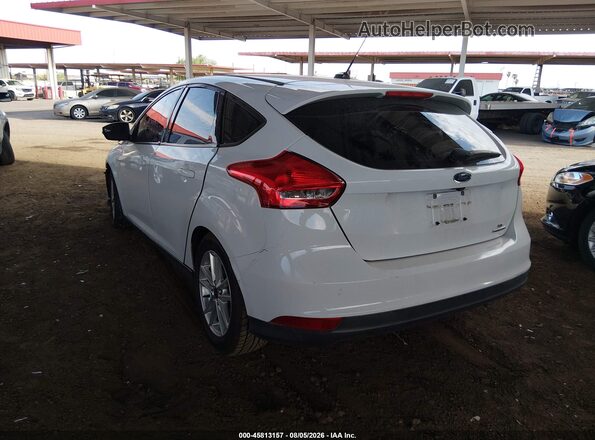 1FADP3K2XGL289951 2016 FORD FOCUS Белый Задняя левая четверть