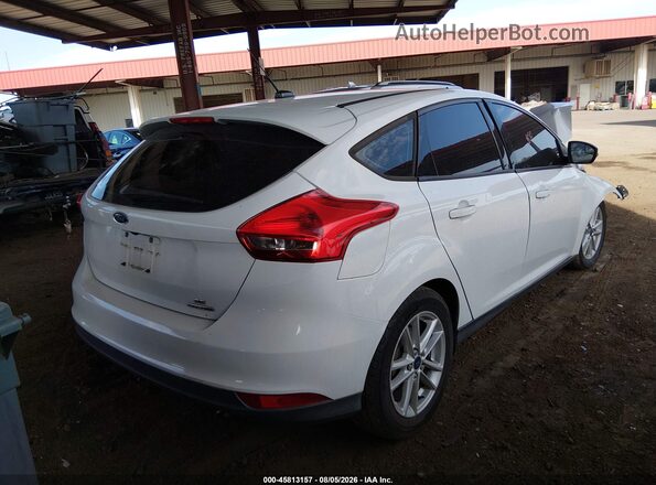 1FADP3K2XGL289951 2016 FORD FOCUS Белый Задняя правая четверть