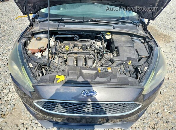 1FADP3K2XHL262217 2017 FORD FOCUS Gray Rear interior view
