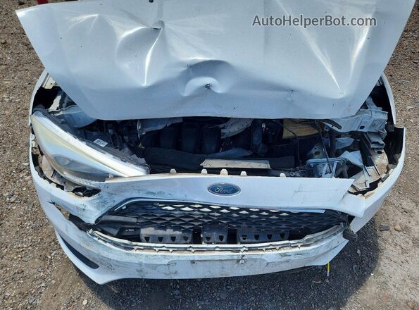 1FADP3K2XJL212245 2018 FORD FOCUS White Vista interior trasera